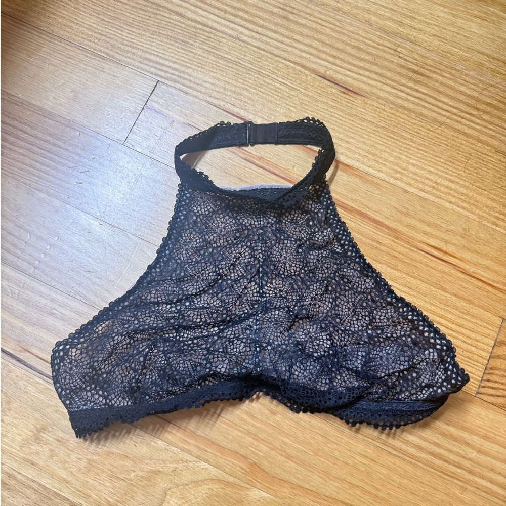 Victoria’s Secret High Neck Halter Black Lace Bralette Feminine Bra Size Large